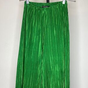 NEW…Green pleaded long pants size 0 from NASTY GAL